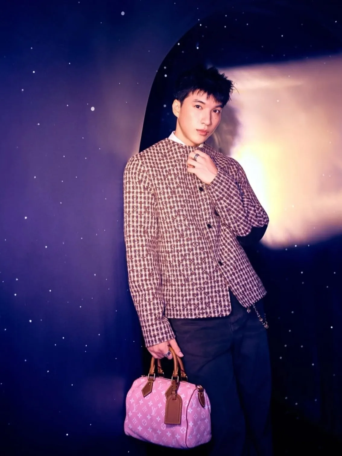 Louis Vuitton/ CHIC